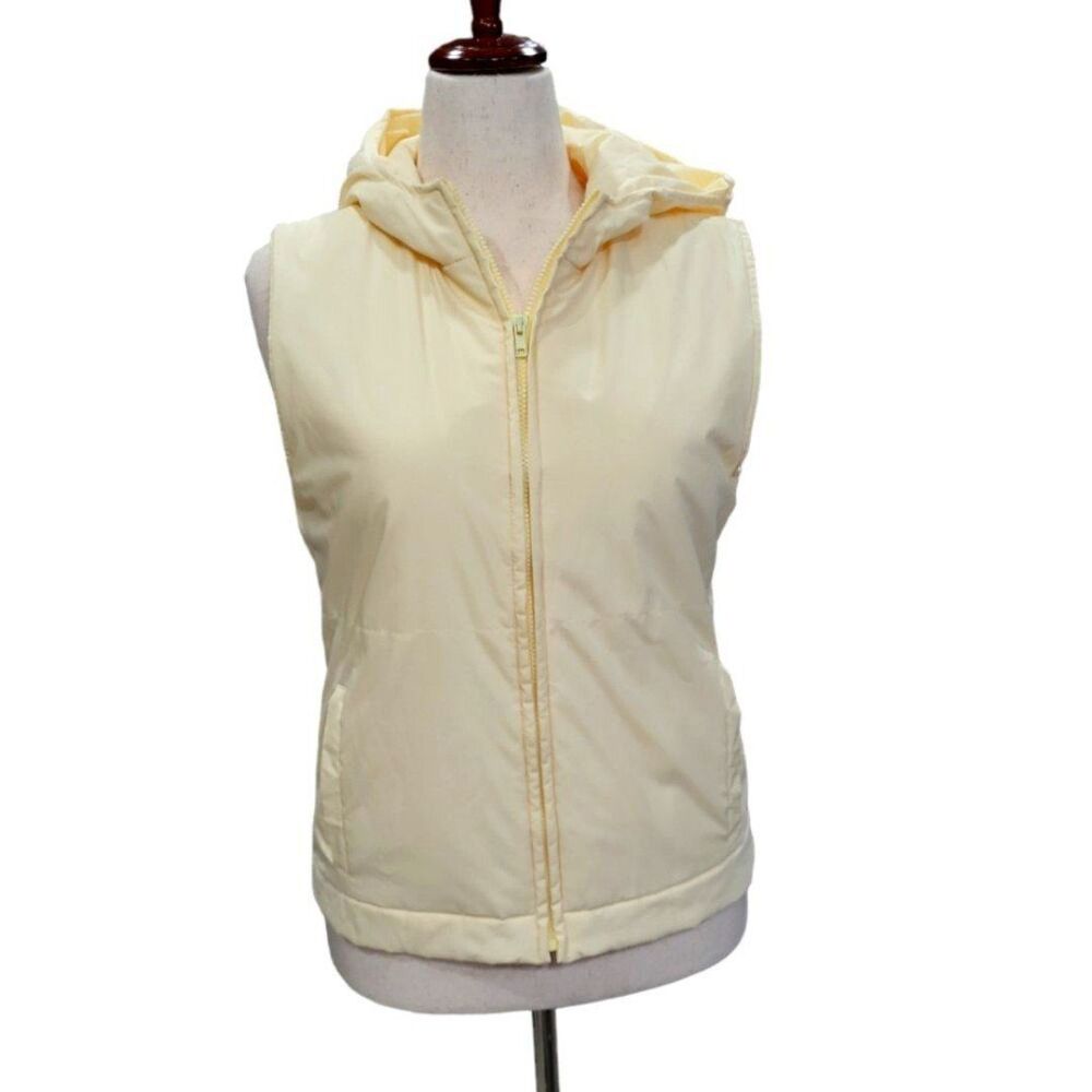 EUC Gap women's light yellow hooded puffer vest with filling warm, winter M